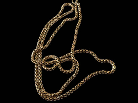 9 carat gold link necklace.