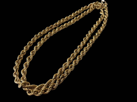 9 carat gold rope twist necklace.