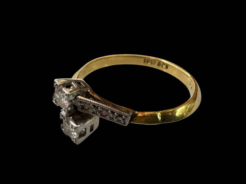 Diamond 18 carat gold and platinum ring with crossover setting, size N. thumbnail
