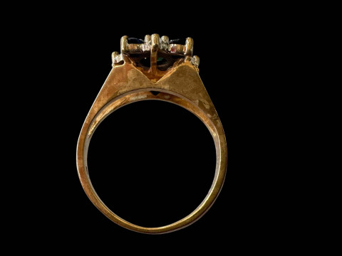 Sapphire cluster 9 carat gold ring, size J. thumbnail