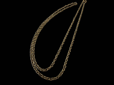 9 carat gold chain link necklace.