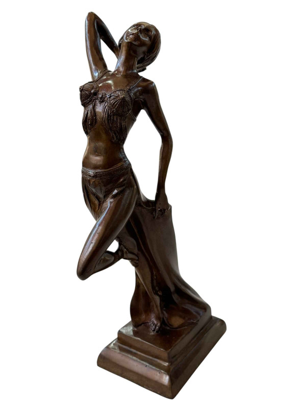 Bronzed spelter/metal sculpture of flapper, 41cm.