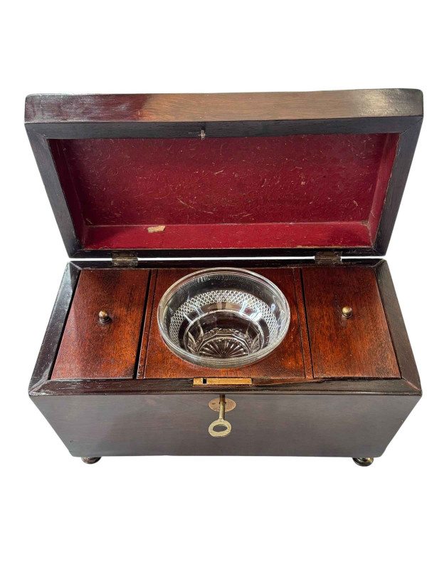 Victorian rosewood tea caddy with two compartments and blending bowl.