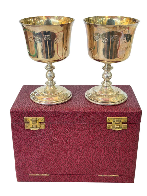 Pair of The Barker Ellis YORK MINSTER GOBLET, boxed and with limited edition certificates, numbered 204 and 205, hallmarked Birmingham 1972.