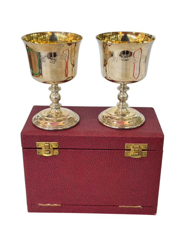 Pair of The Barker Ellis YORK MINSTER GOBLET, boxed and with limited edition certificates, numbered 206 and 207, hallmarked Birmingham 1972.