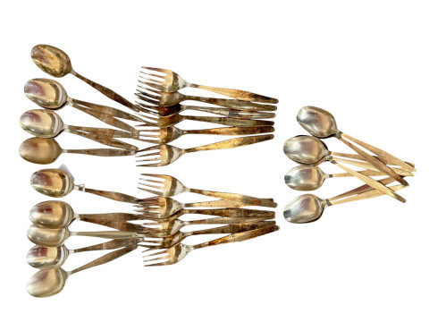 Christofle, France flatware, 32 pieces.