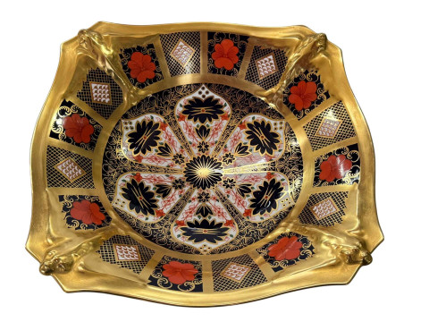Royal Crown Derby Imari tazza with dolphin quatrefoil base, 30cm across. thumbnail