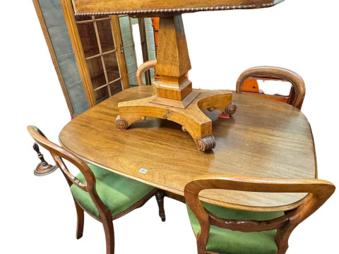 Victorian mahogany rectangular breakfast table on four paw feet, 19th...