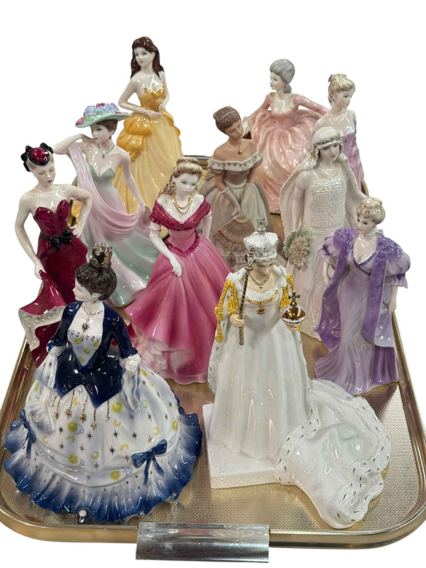 Eleven Coalport figures including QEII and Queen Mother.