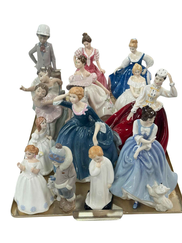 Ten Royal Doulton figurines, four Nao and one Lladro figures (15).