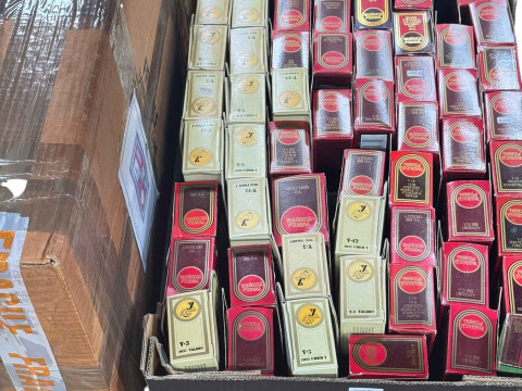 Box of Matchbox Yesteryear model vehicles and 1917 Yorkshire Steamway...