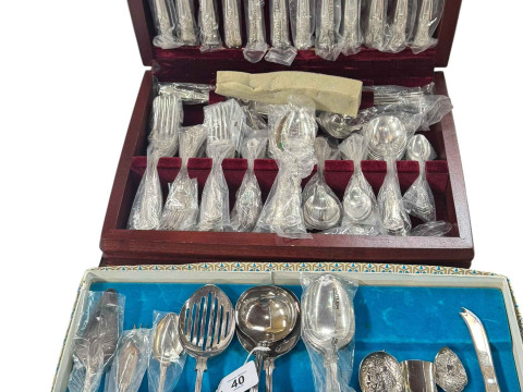 Oneida Kings Pattern canteen and another box of cutlery (2).