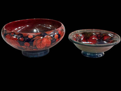 Moorcroft Pottery 'Leaf and Berry' fruit bowl, 21cm diameter, together...