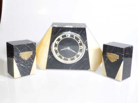 Onyx and marble three piece clock garniture