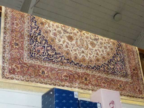 Blue ground Esfahan carpet, 2.30m x 1.60m