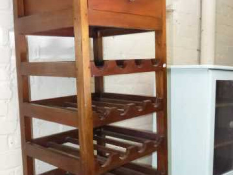 Sixteen-bottle wine rack