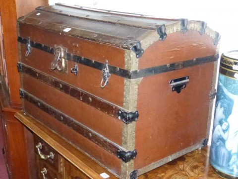 Canvas and wood bound dome top travelling trunk