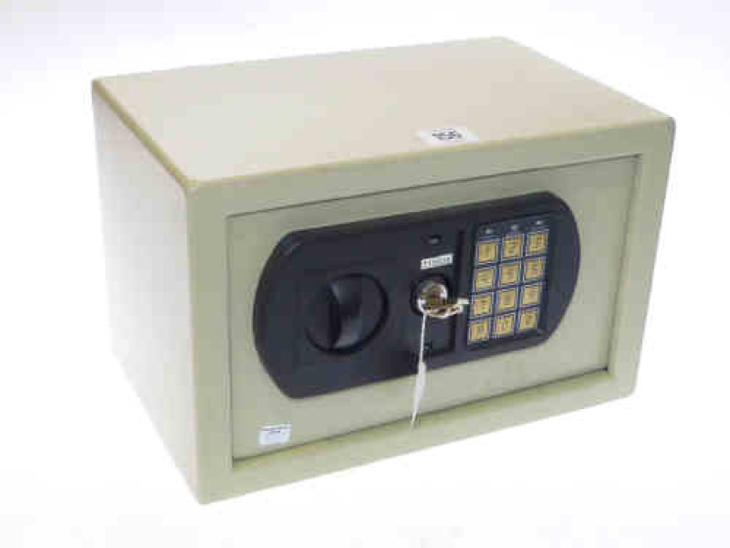 Metal table safe and key