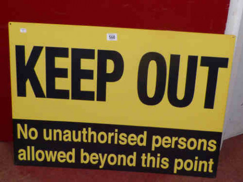 Enamel sign 'Keep Out'