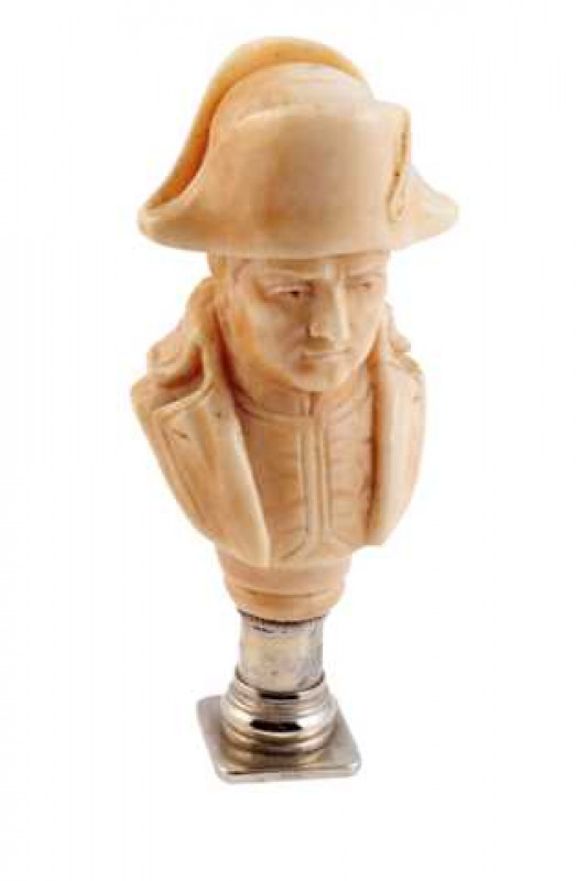 A 19th Century carved ivory seal, in the form of a bust of Napoleon. 9cm