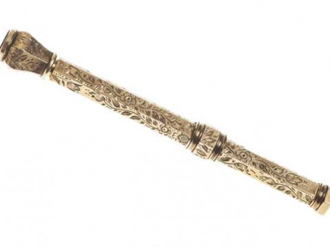 S. Mordan & Co, a late Victorian propelling pencil, with foliate engraving...