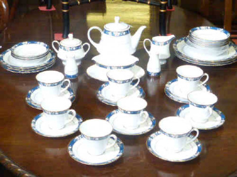 Noritake Prescott tea and dinner wares