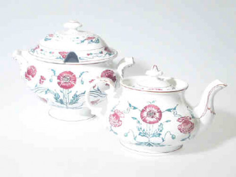 Villeroy and Boch Dresden soup tureen and teapot