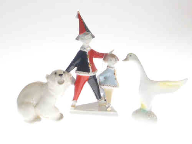 Two Hollohaza figures together with USSR bear (3)