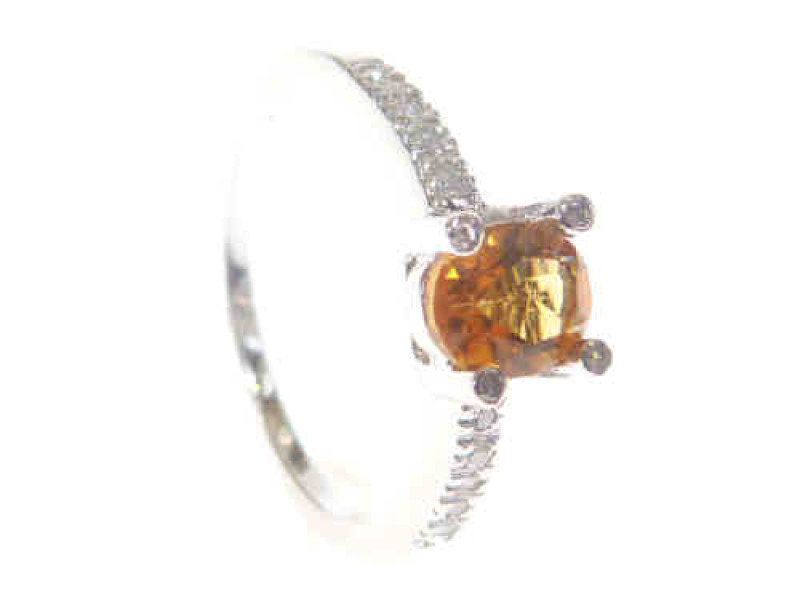 9ct gold ring set with a golden topaz and diamonds, size L 1/2