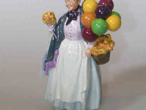 Royal Doulton figure 'Welcome Home' HN3299, No.53 of a Limited Edition...