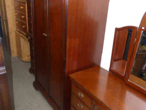 Stag mahogany six-piece bedroom suite comprising double door wardrobe,...
