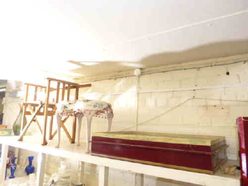 Directors chair, kidney shaped dressing stool and table top display case (3)