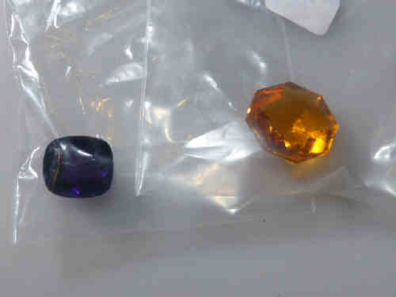 Two loose cut stones