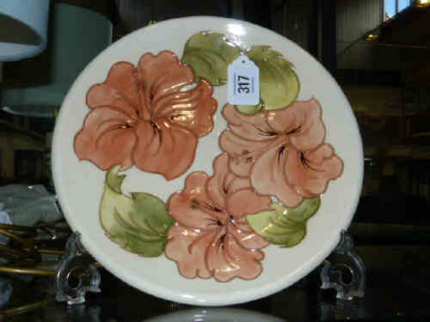 Moorcroft plate, decorated with hibiscus
