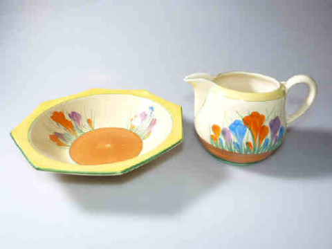 Clarice Cliff: a Crocus jug and bowl