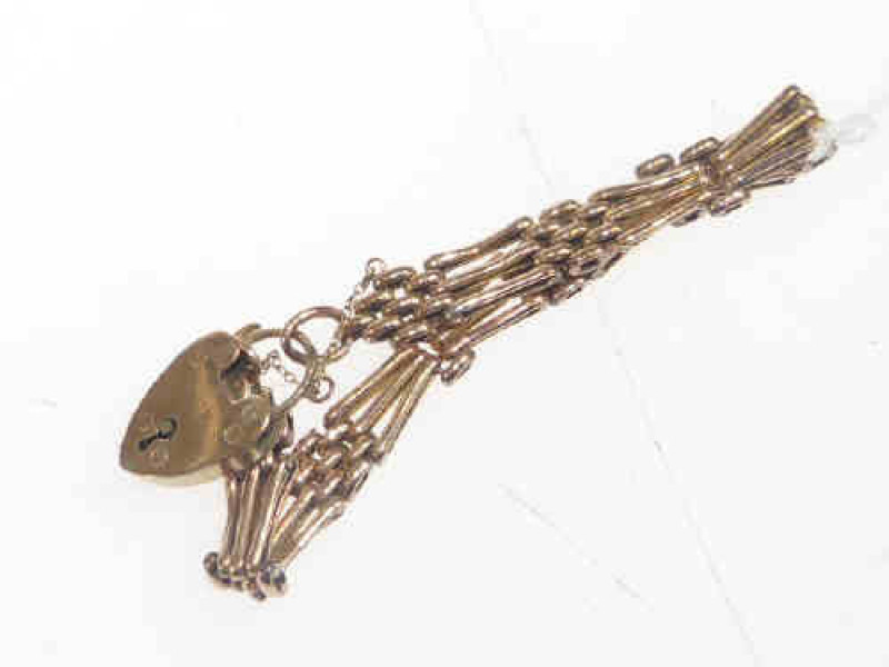 9ct gold gate bracelet