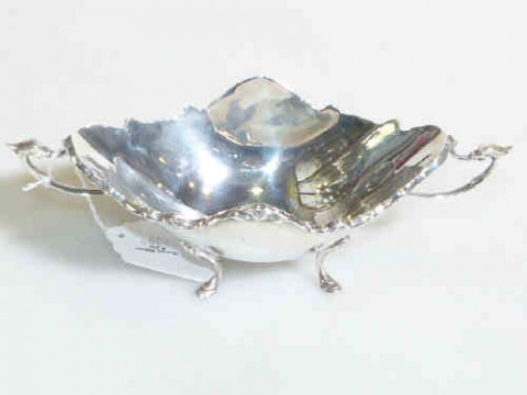 Silver two handled shaped oval bon bon dish, Cairo marks