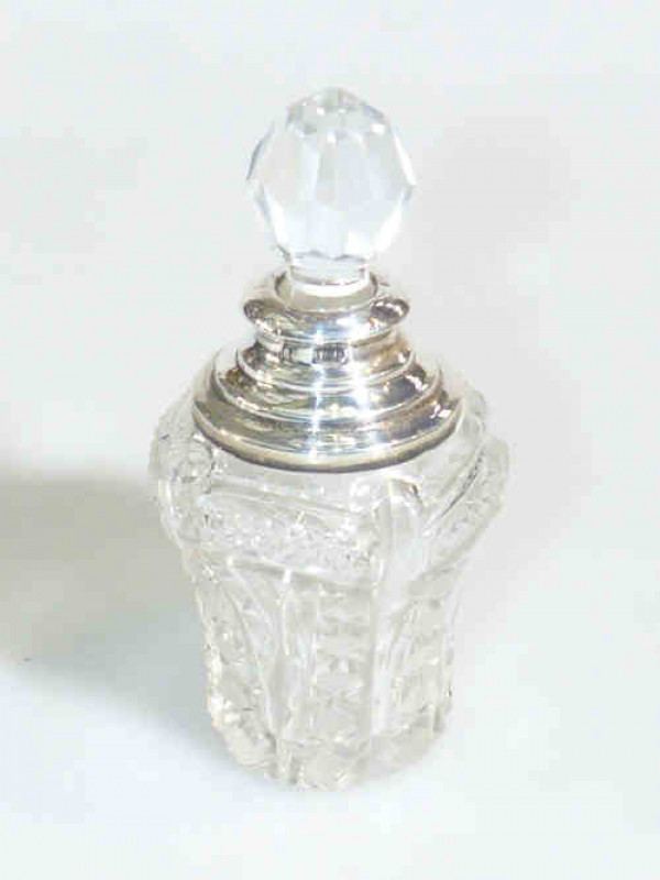 Silver mounted crystal scent bottle