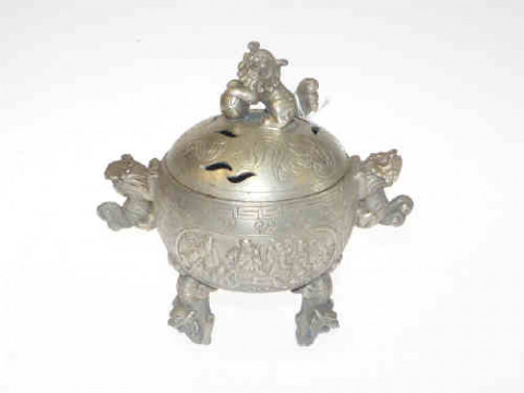 Oriental metal censor