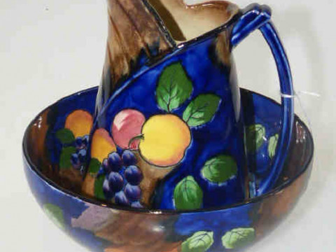 H & K Tunstall 'Autumn' pattern jug and basin