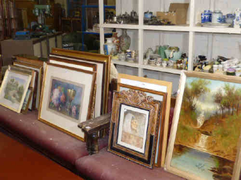 Large collection of pictures including oils and watercolours