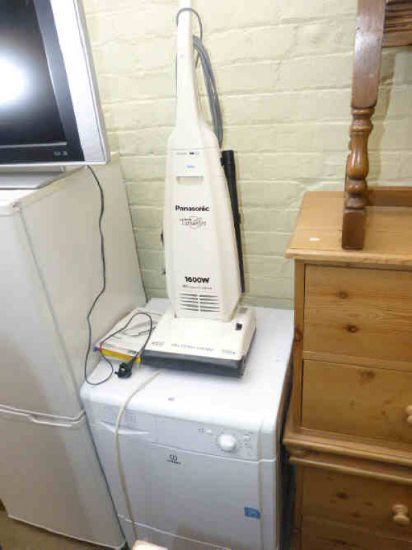 Indesit tumble dryer and Panasonic upright vacuum cleaner (2)