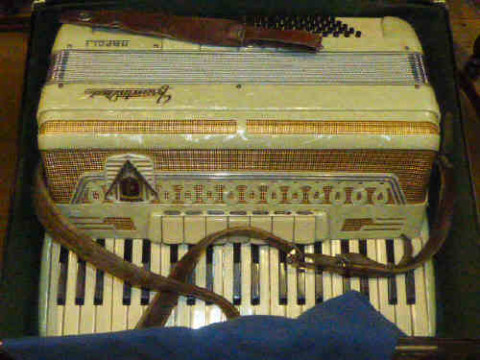 Frontalini Napoli piano accordion (cased)