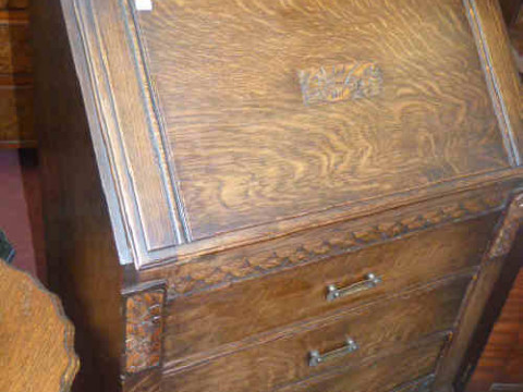 Oak fall front three drawer bureau