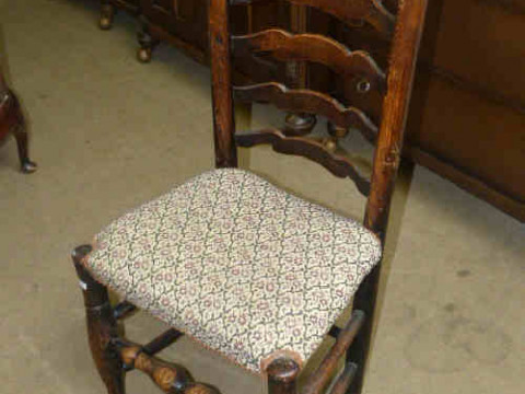Country wavy ladder back chair
