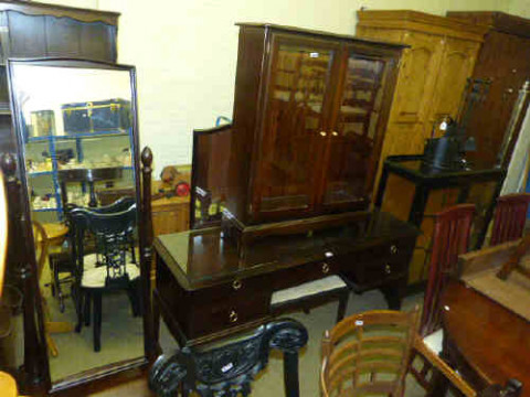 Stag Minstrel dressing table and stool, cheval mirror and double glazed...