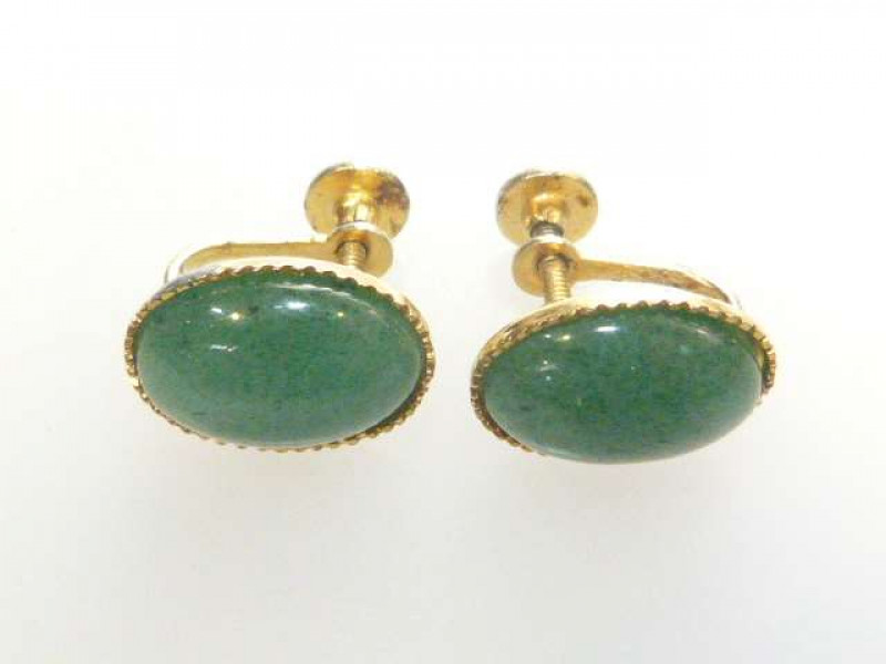 Pair of green stone earrings, possibly jadeite, 4 grams