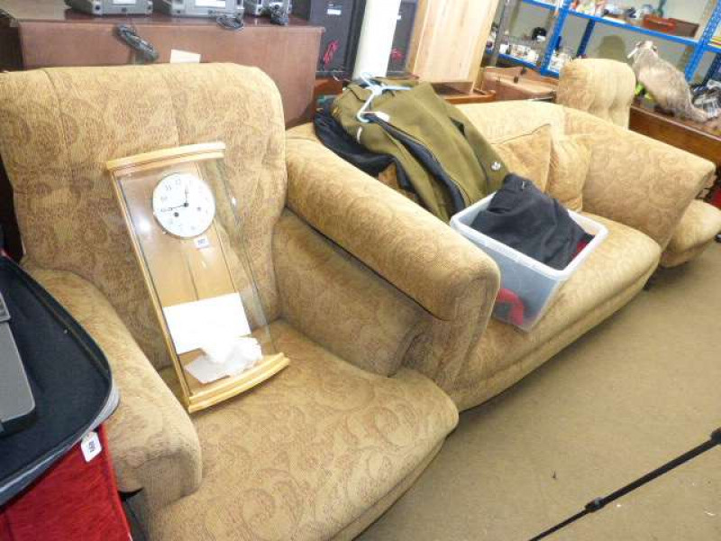 Victorian style three piece lounge suite