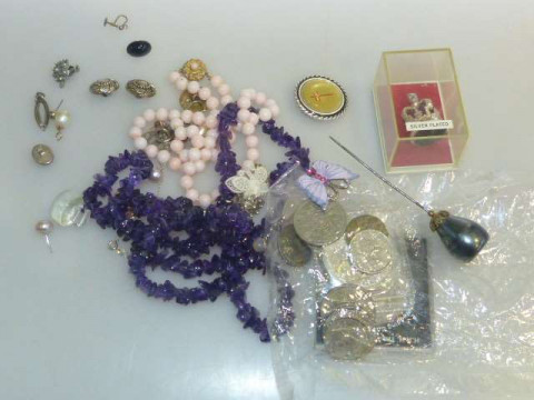 Collection of jewellery, hatpins, coins, etc