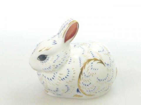 Royal Crown Derby Collectors Guild paperweight 'Bunny', boxed